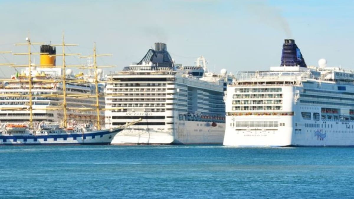 Una decena de patronales se oponen a la limitación de la llegada de cruceros