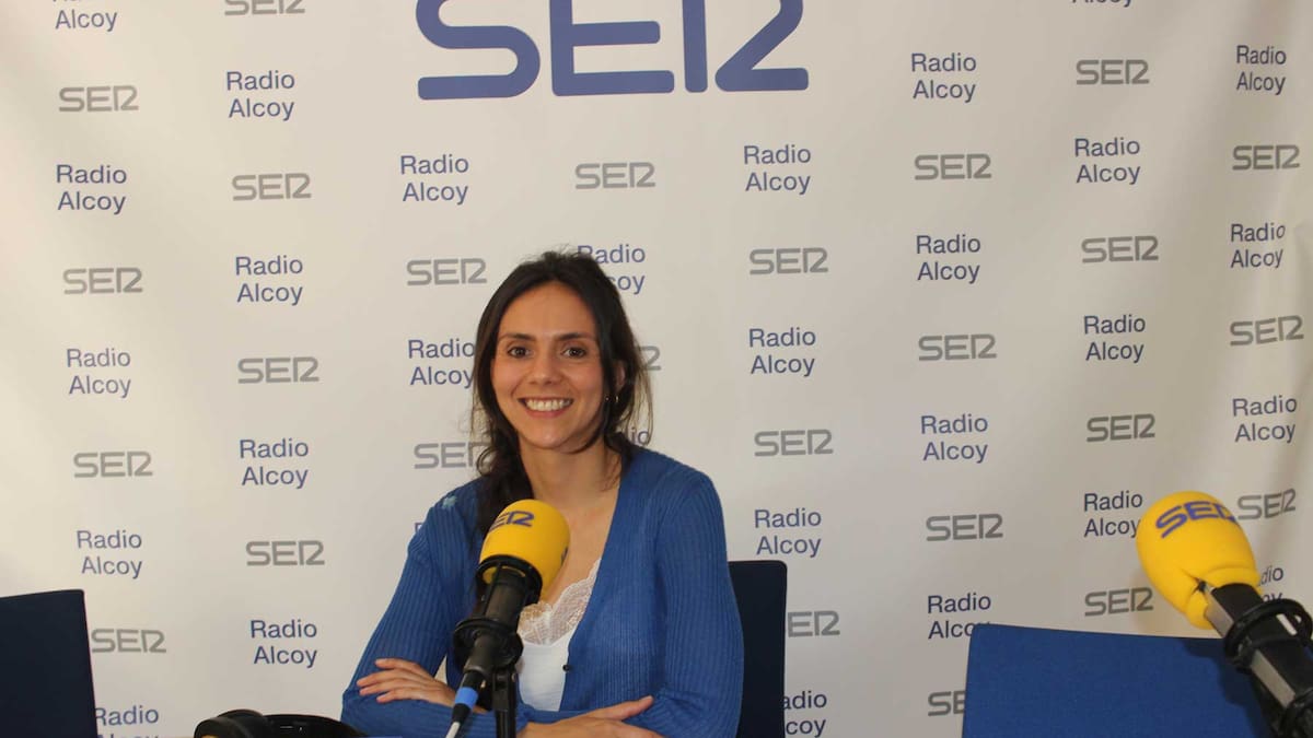 La Càtedra Antoni Miró de la Universitat d'Alacant obri un nou cicle d'exposicions amb el pintor alcoià David Pastor i la cantautora mallorquina Maria del Mar Bonet