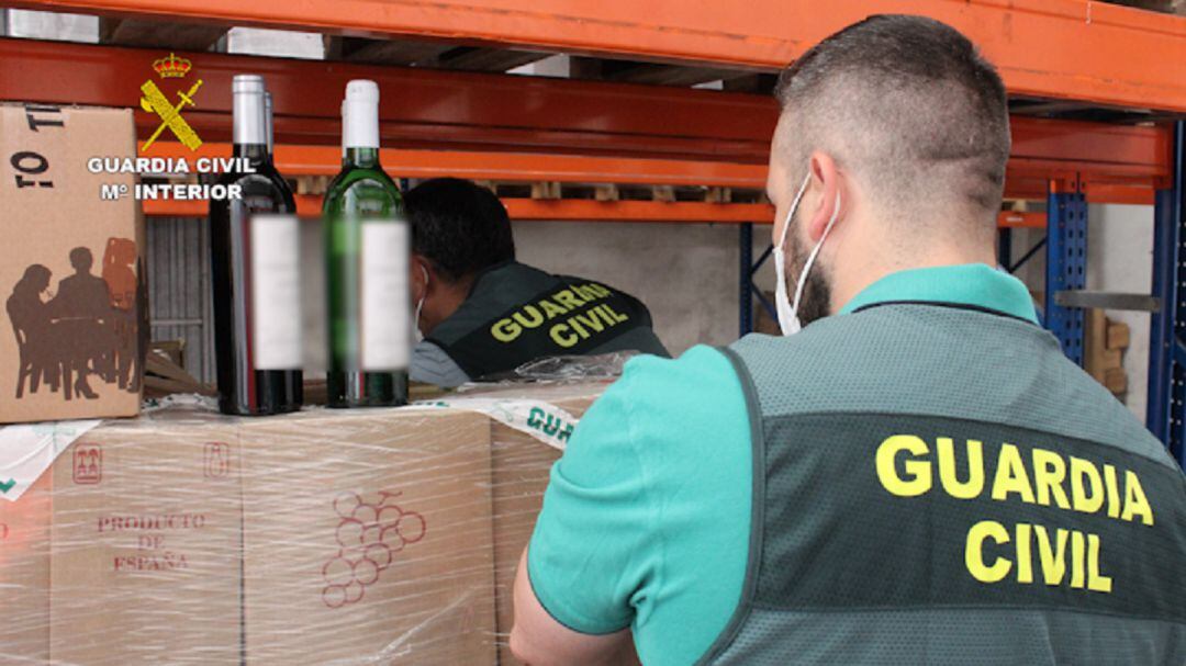 Operación contra la venta fraudulenta de vino 