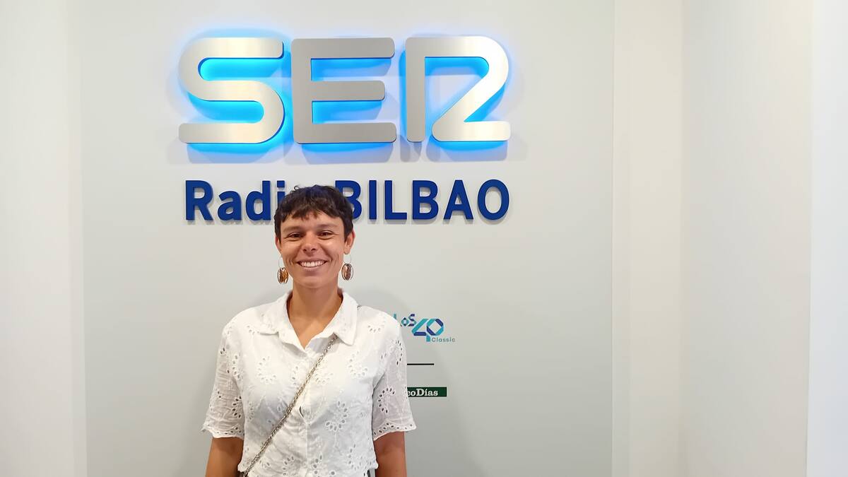 "Asusta, emociona, intriga, pero es increíble que vaya a ser árbitra internacional": Nahia Alonso sigue creciendo en el arbitraje