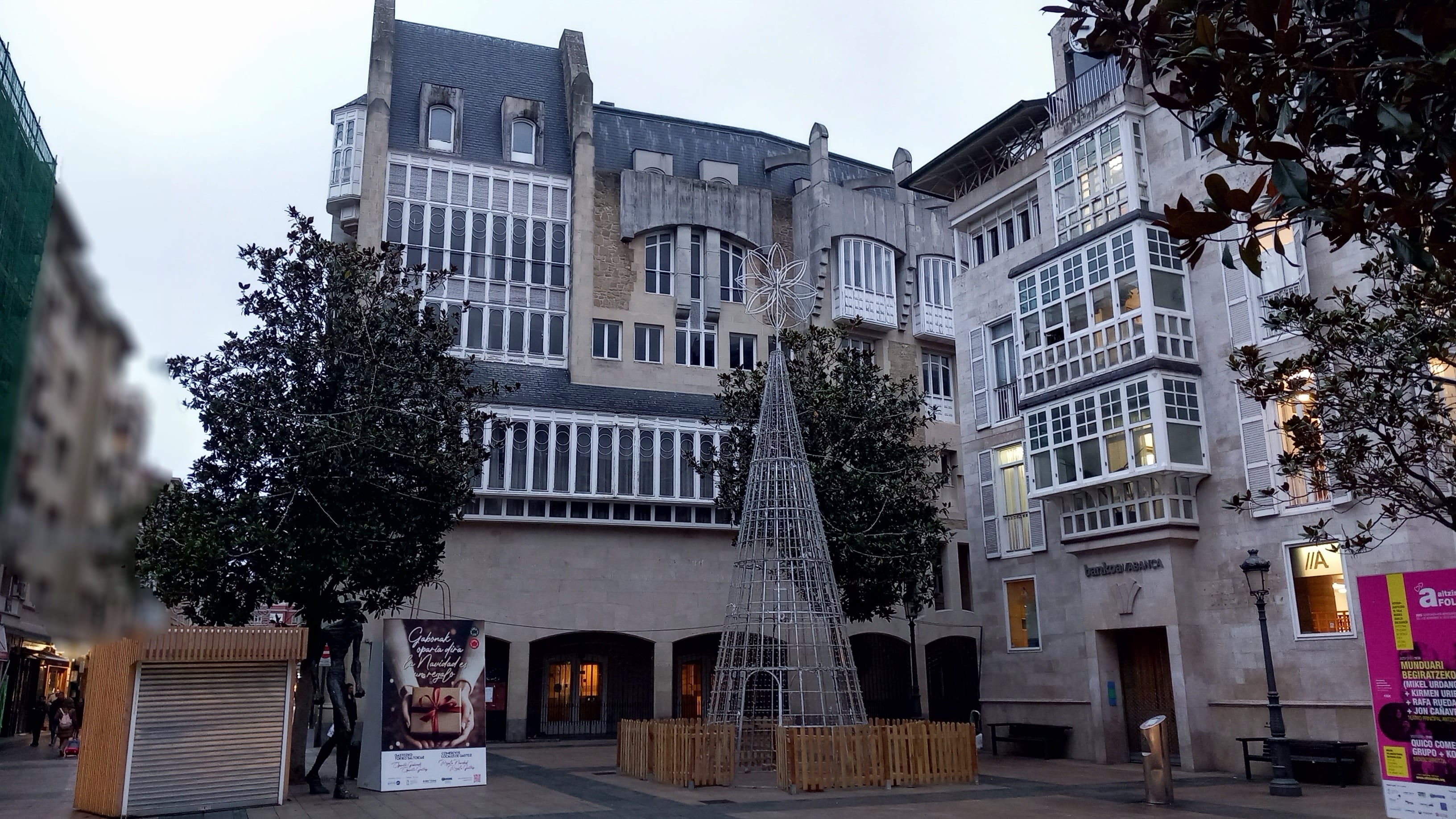 Edificio Arca, antigua sede del banco Santander