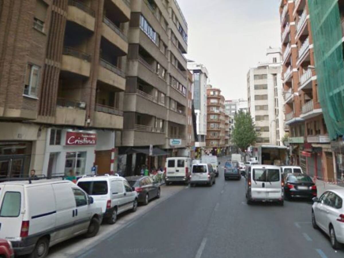 La calle Tinte está hoy cortada entre Teodoro Camino y Tesifonte Gallego