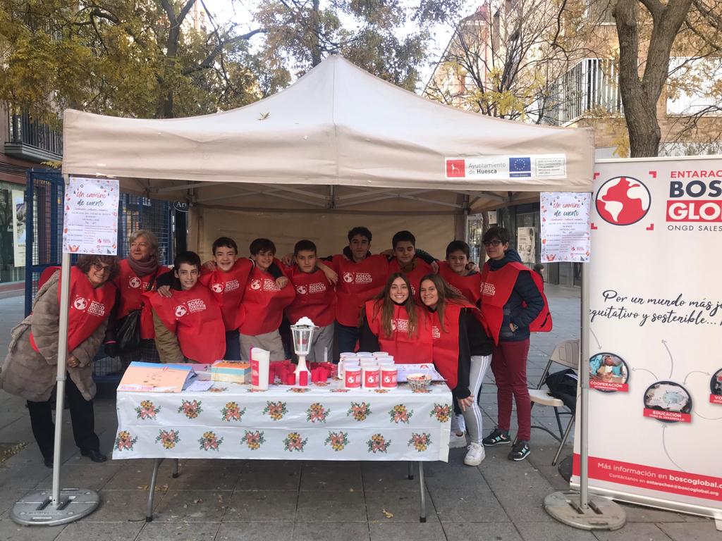 Responsables y voluntarios de Entarachen-Bosco Global, en la jornada de Luces por Etiopía