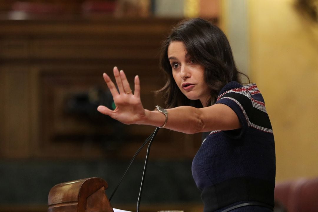 La portavoz de Ciudadanos en el Congreso, Inés Arrimadas, durante el Pleno extraordinario en el Congreso para tratar la gestión del &#039;Open Arms&#039;.