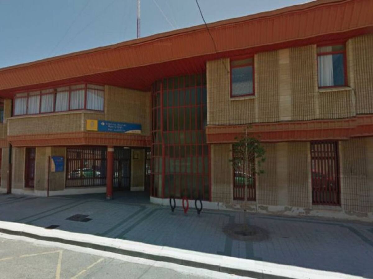 El Alcalde anuncia la convocatoria de ocho plazas de conserjes para los Centros Sociales Municipales