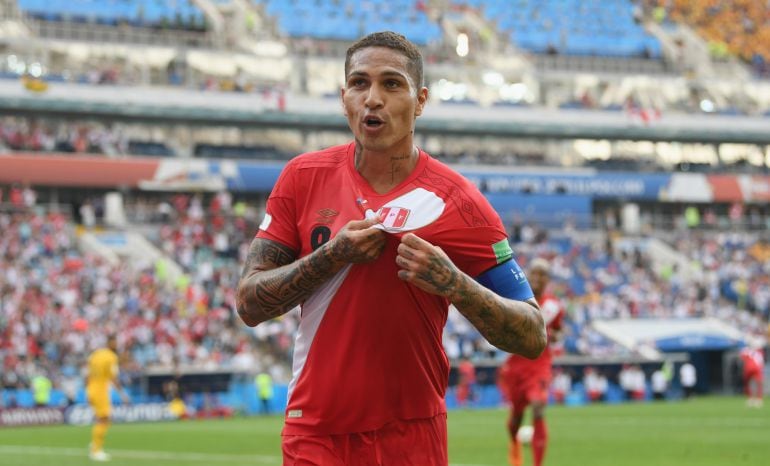 Guerrero celebra su gol ante Australia.