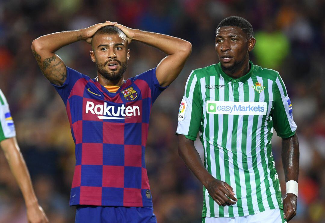 Rafinha y Emerson durante el Barcelona Betis de hace dos jornadas