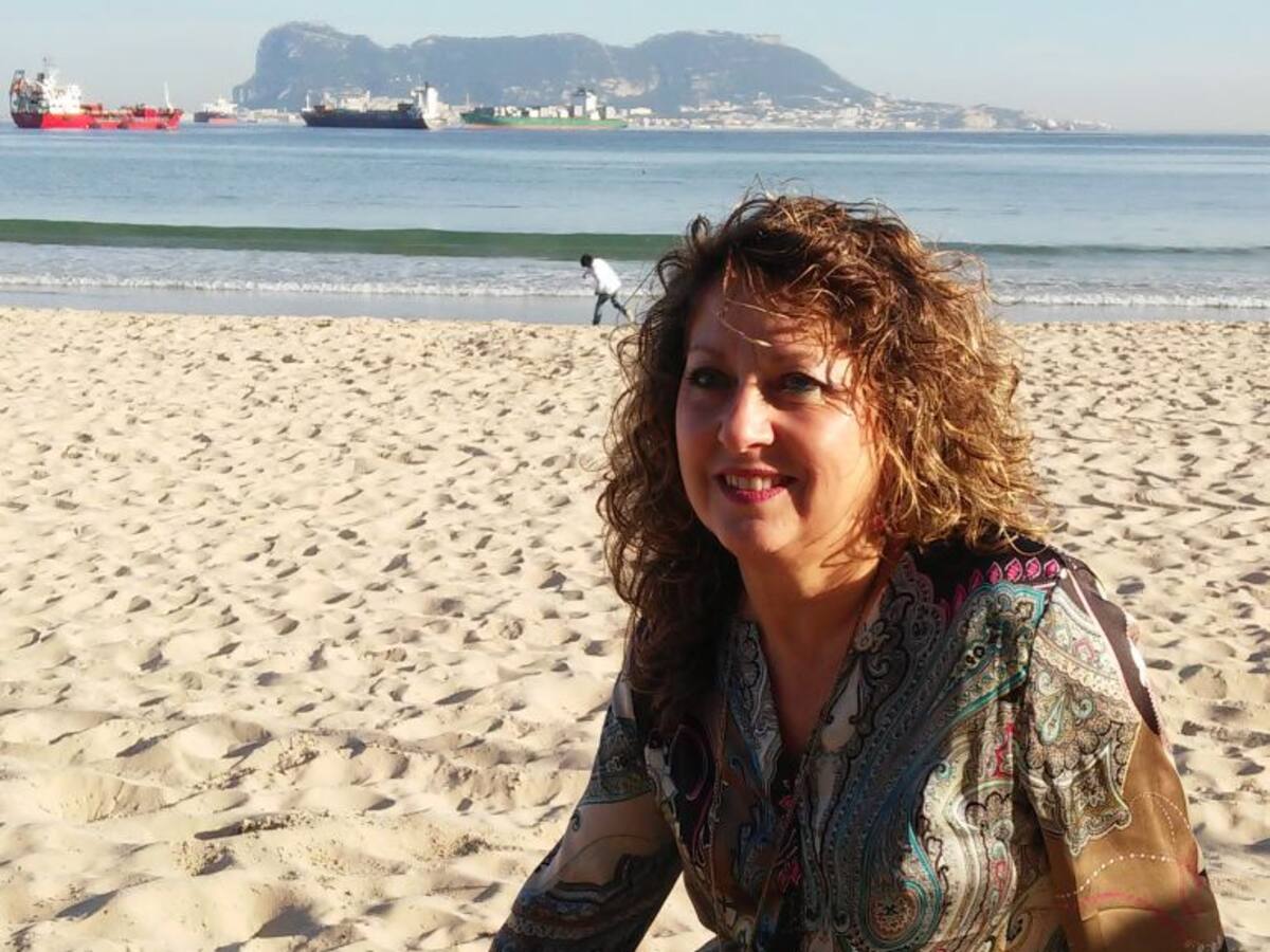 Firma Pilar García, 'A por el 1º de Mayo'