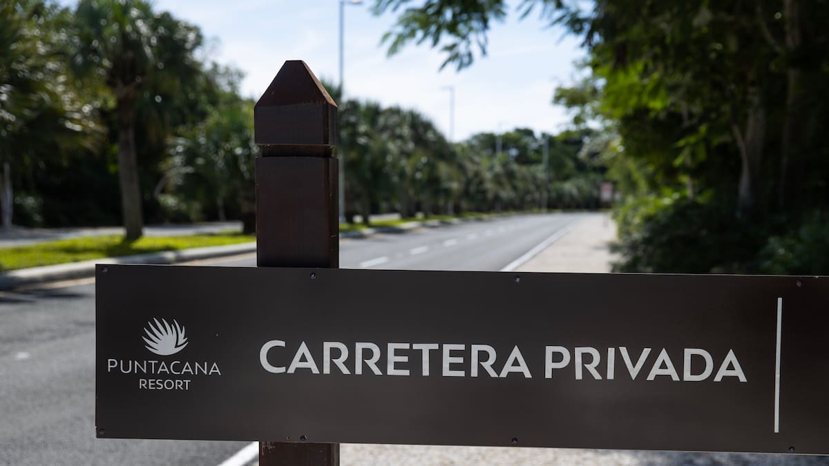 "Me dijo que le enviara una foto completa de mí": así era la contratación de las empleadas de la mansión de Julio Iglesias