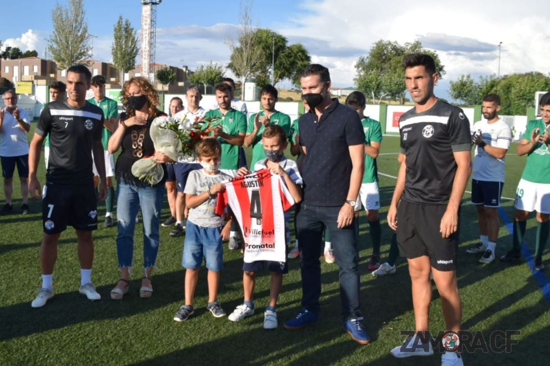 Familiares de Agustín en los prolegómenos