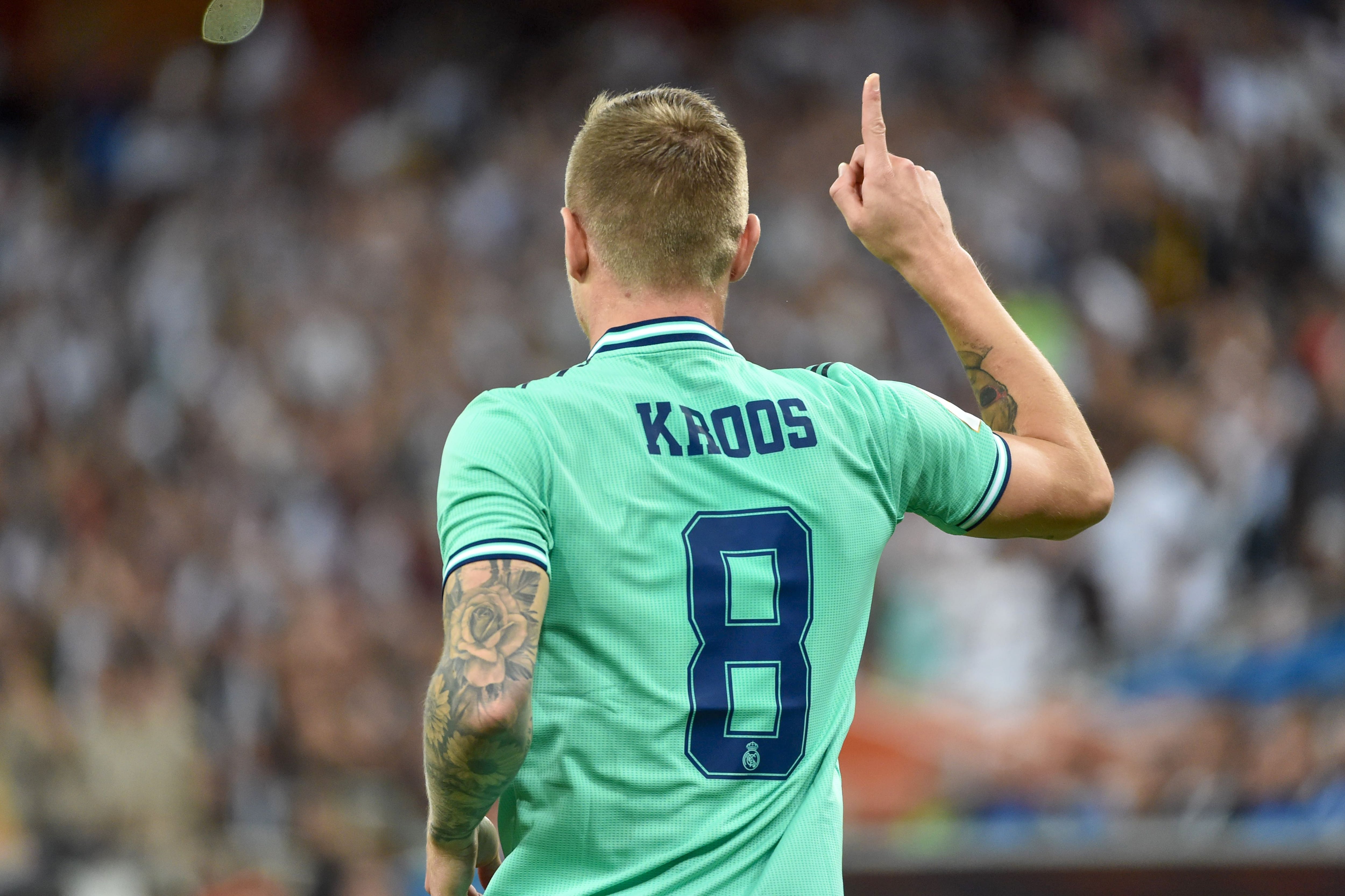 Toni Kroos, con el &#039;8&#039; a la espalda, durante un encuentro ante el Valencia CF.