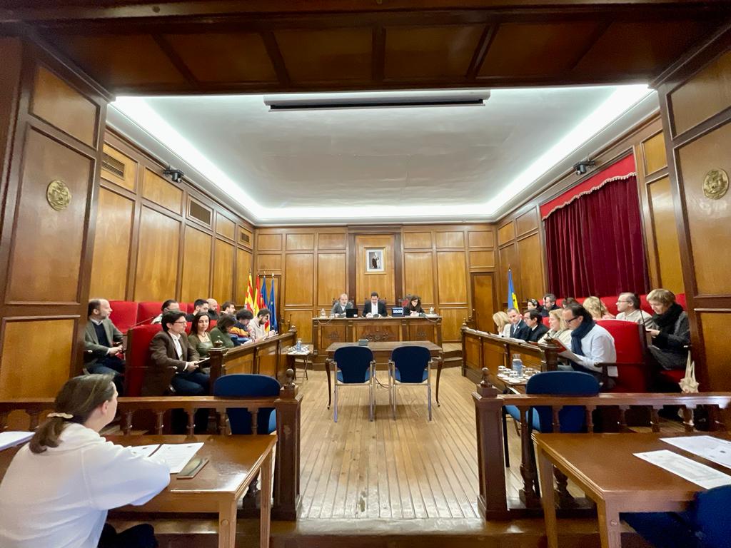 Los ediles de la Corporación Municipal de Alcoy durante la celebración del pleno ordinario de febrero.