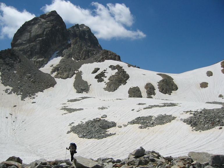 Imagen del pico Gourgs Blancs, de 3.128 metros de altura.