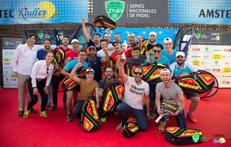 La expedición eldense regresó con el subtítulo en el bolsillo