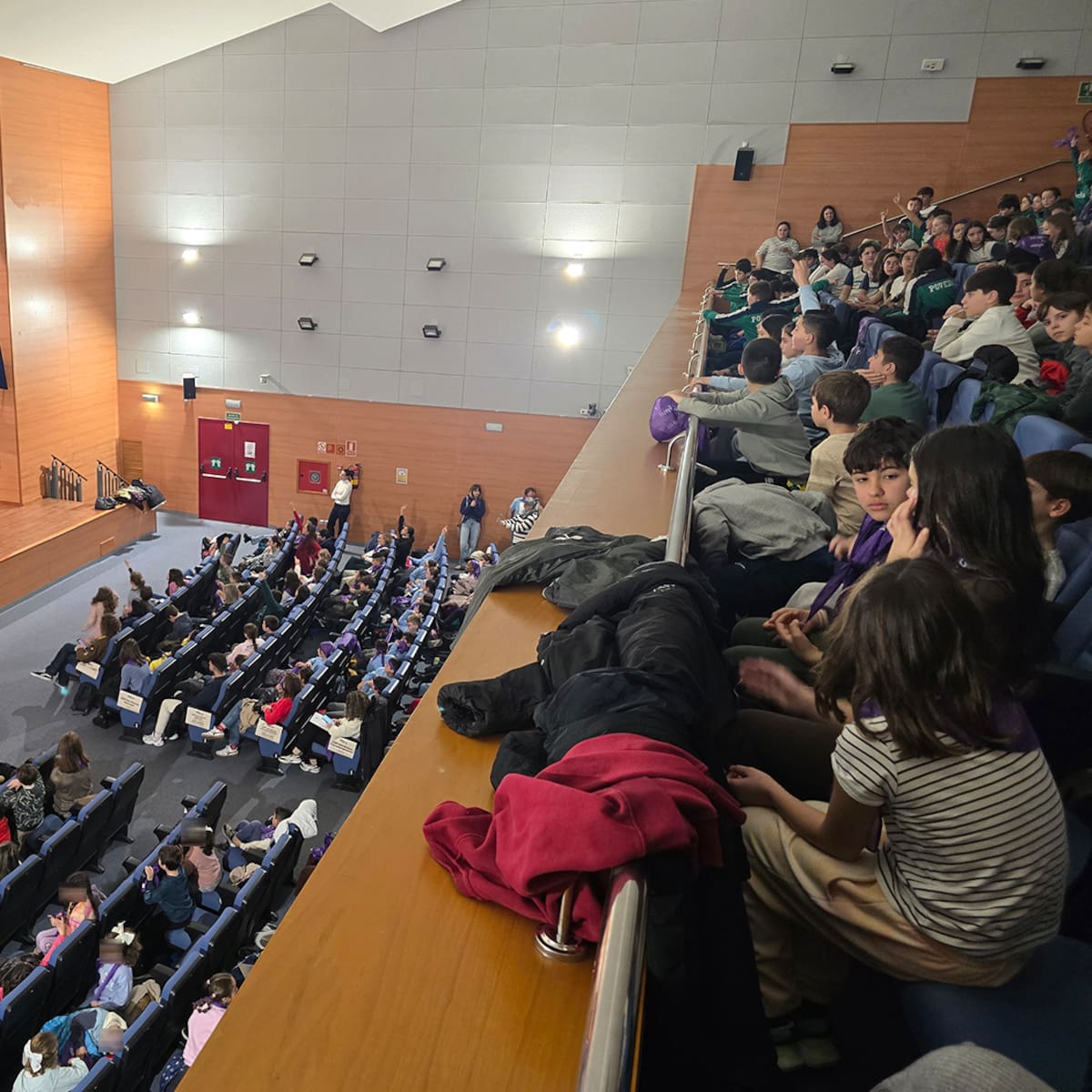 Más de 500 escolares se han acercado a la ciencia participando en talleres organizados por la UJA