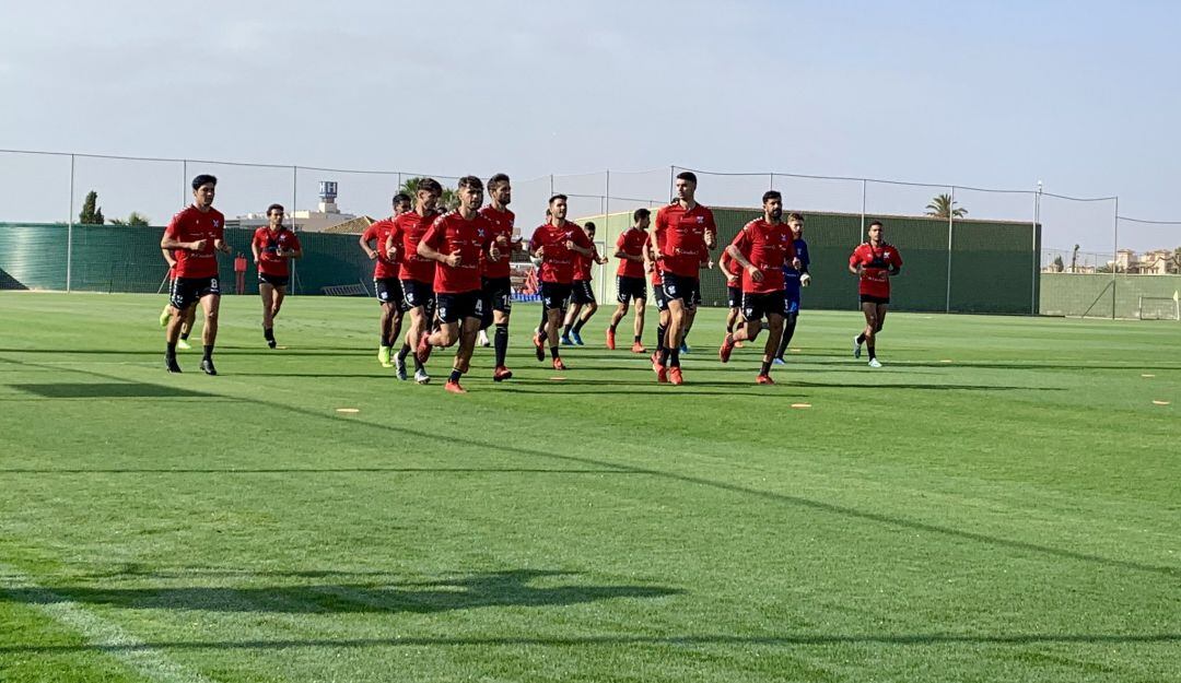 Entrenamiento blanquiazul de este lunes en tierras murcianas