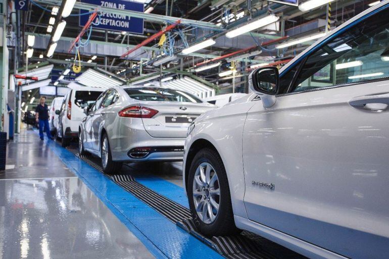 Ford inicia en Almussafes la fabricación de su primer híbrido en Europa