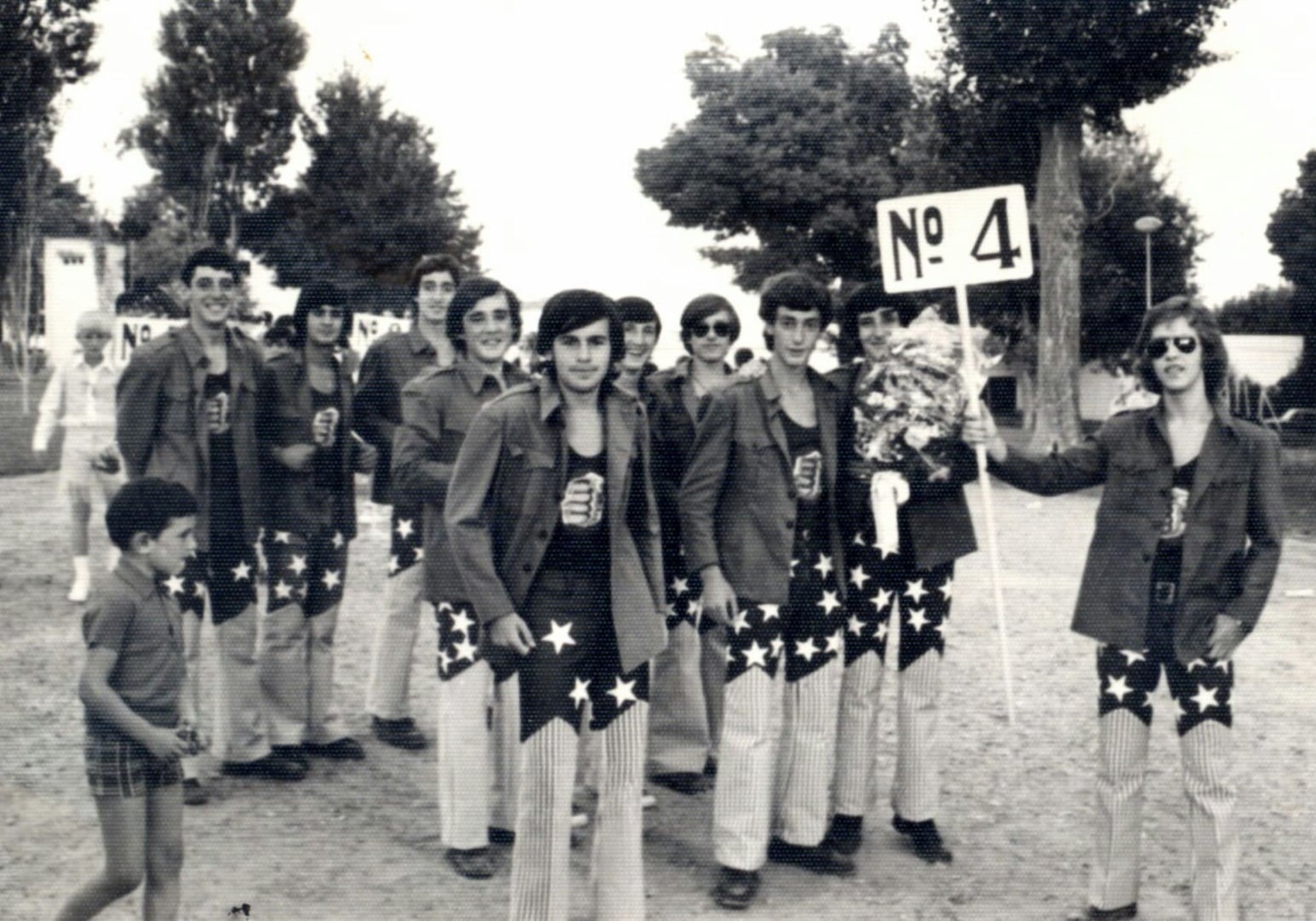 Ofrenda de Flores. Fiestas de Aranda. Año 1974.