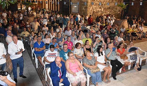 Vecinos de varias asociaciones vecinales de Talavera