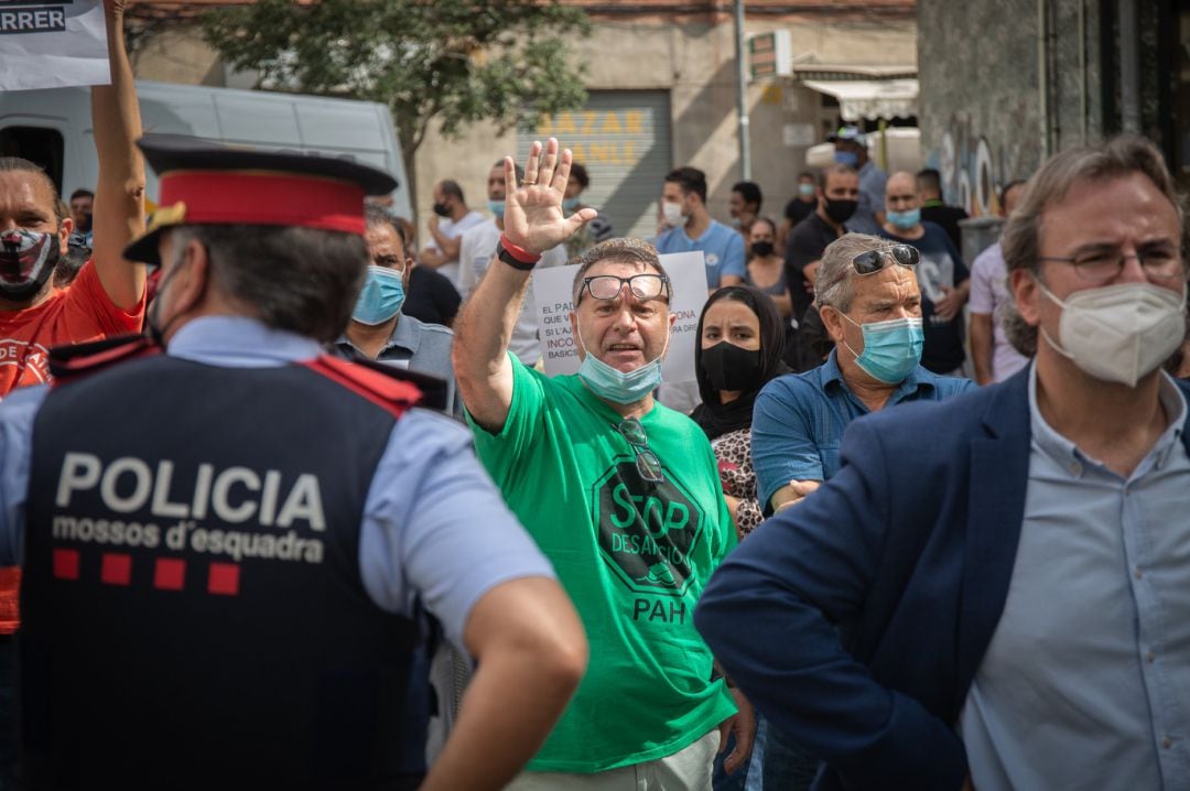 Miembros de Stop Desahucios en una protesta.