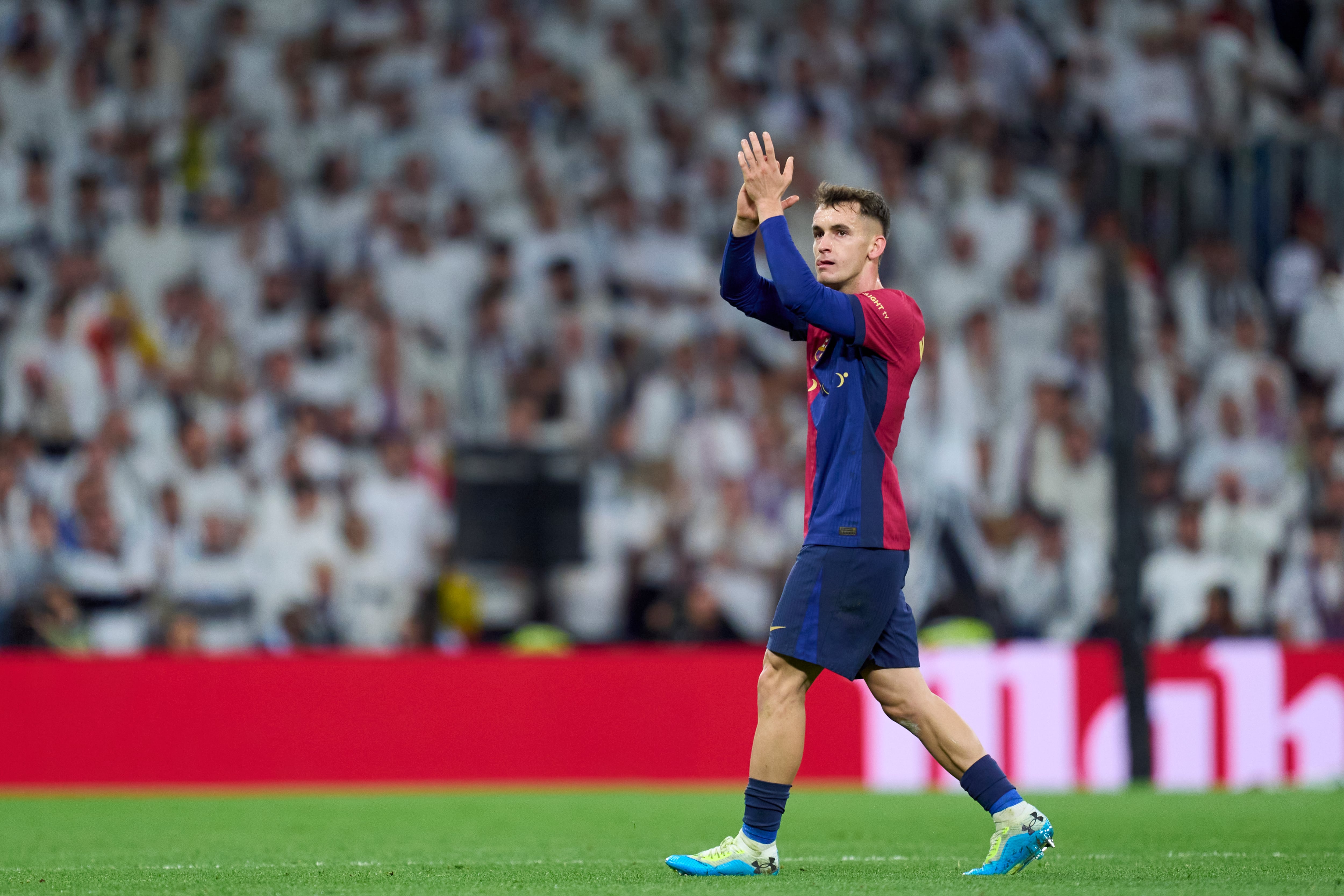 Marc Casadó, durante El Clásico del Bernabéu. (Mateo Villalba/Getty Images)