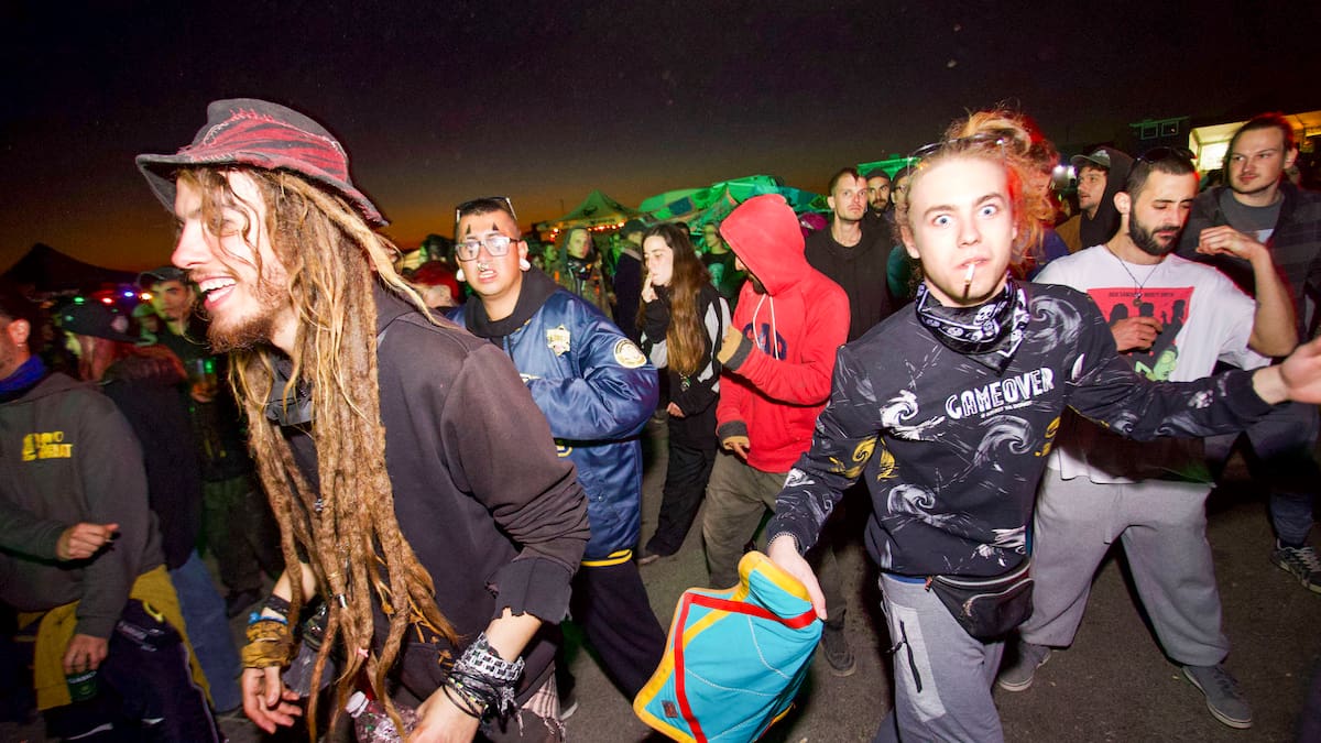 Multitudinaria 'rave' ilegal en Fuente Álamo (Murcia): la Guardia Civil ...