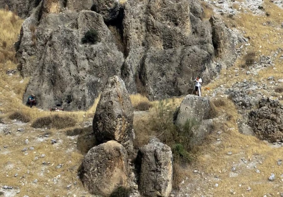 Imagen del monumento petreo del El Fontanar en Jódar
