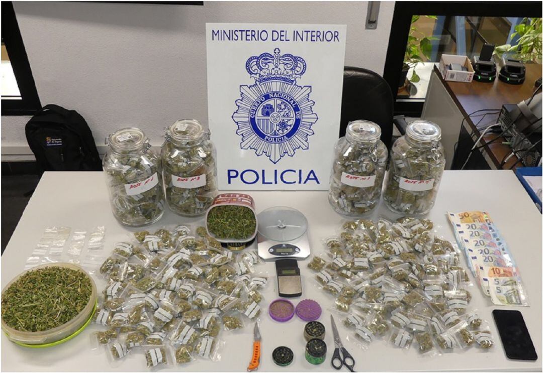 Material incautado por la Policía Nacional