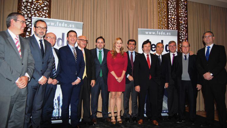 Foto de familia en la cena de FEDA