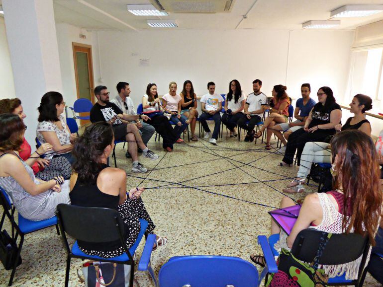 "Lanzadera de Empleo" con 25 jóvenes en Granada