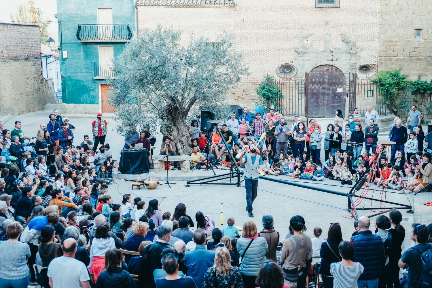 Imagen de archivo. Circo de Otoño en Comarca Hoya de Huesca.