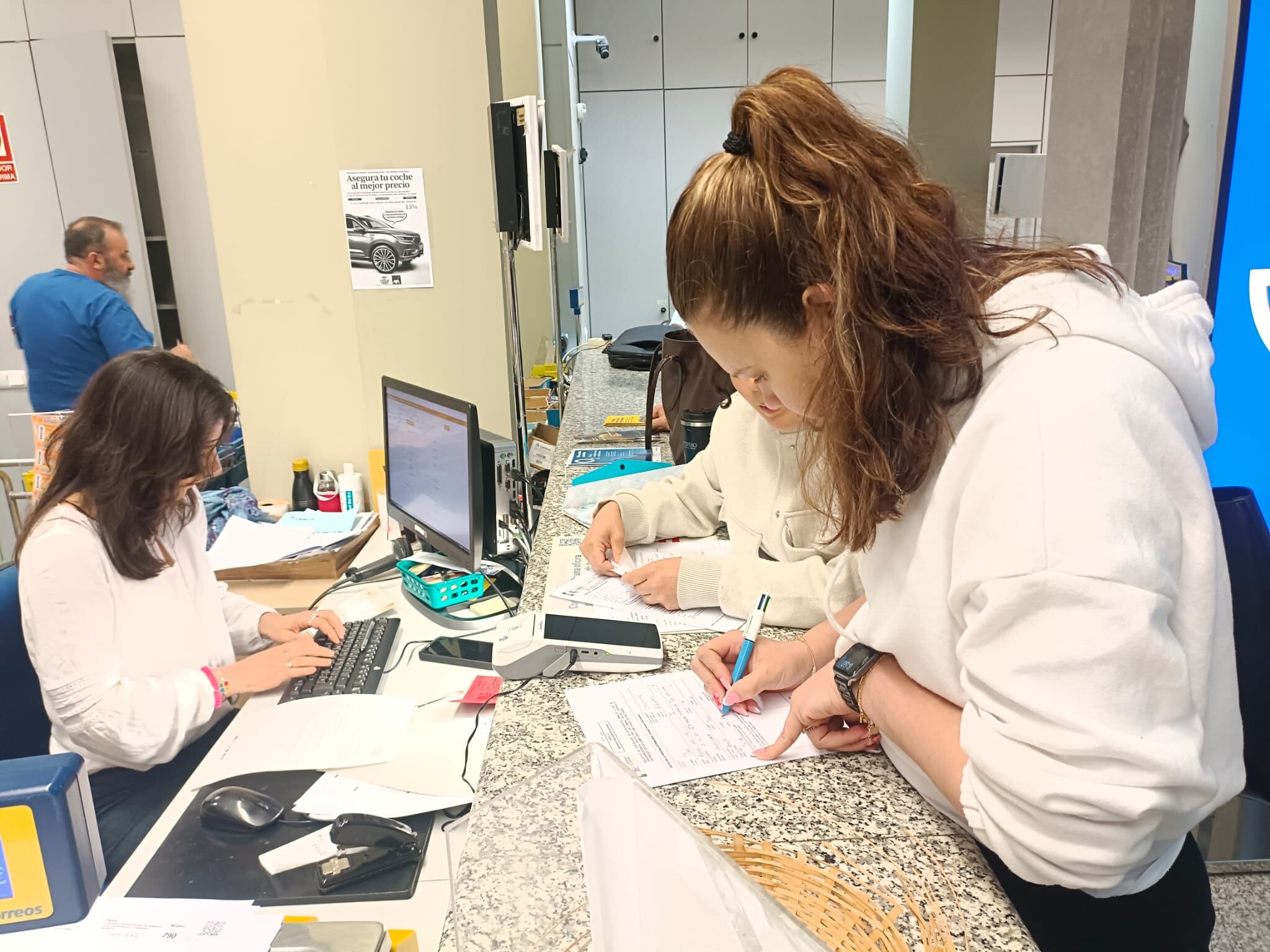 Regularización extraordinaria de migrantes en Navarra. Cadena SER