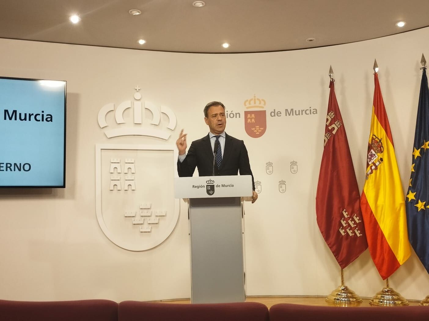 El consejero portavoz del Gobierno regional, Marcos Ortuño, este jueves en rueda de prensa