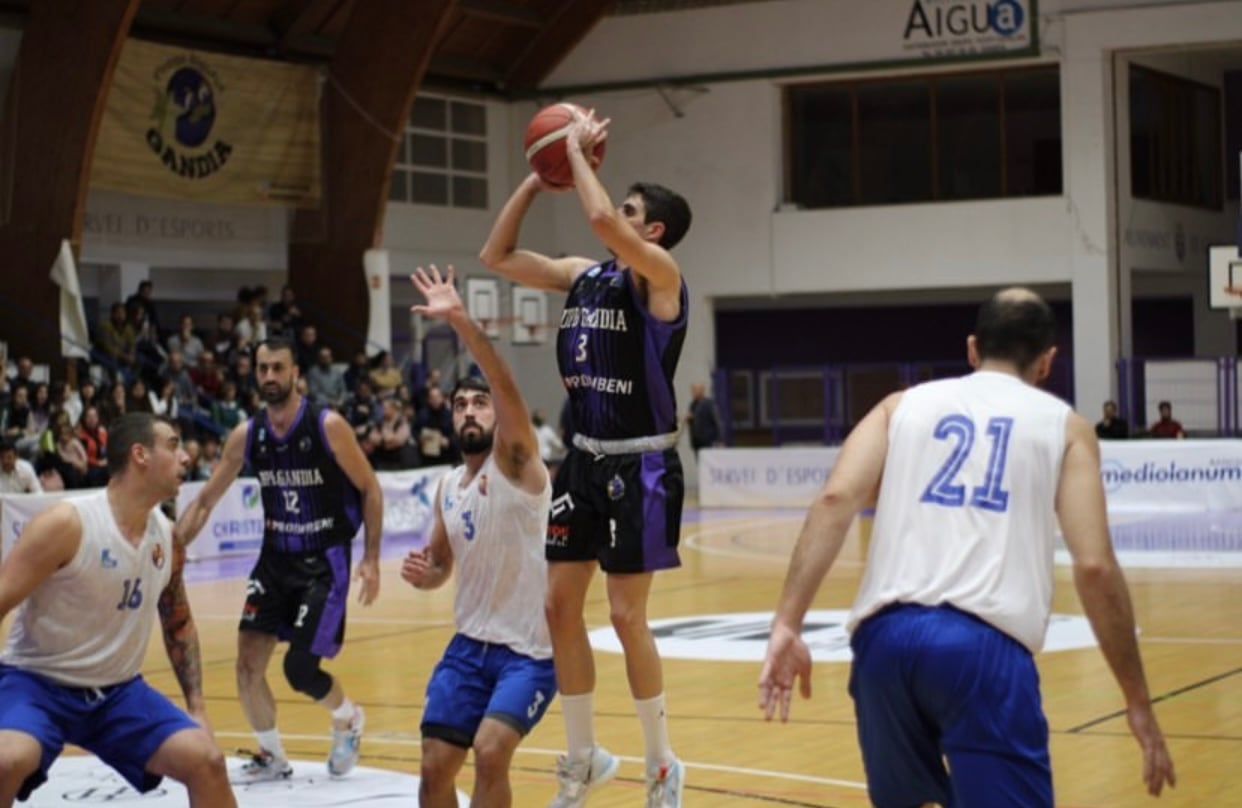 Joan Hernández durante el partido