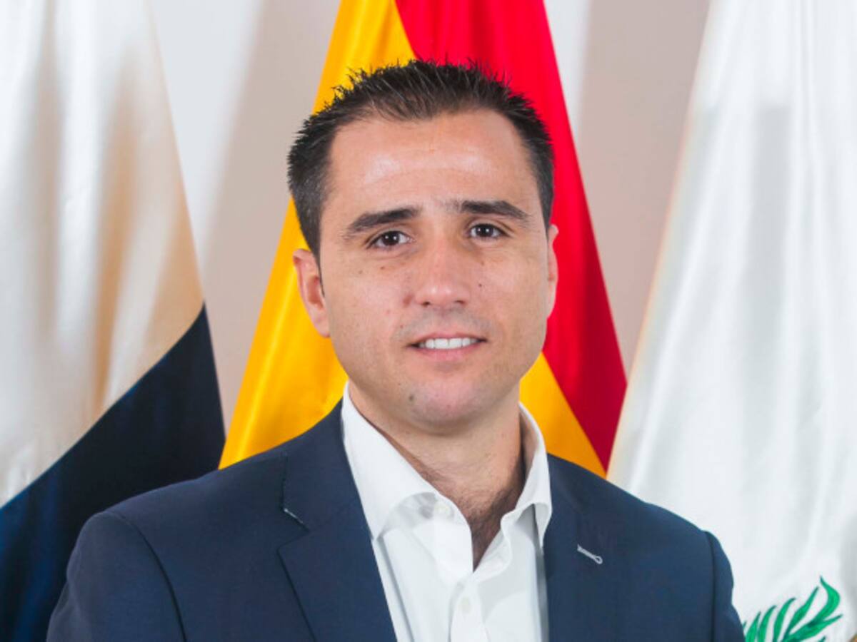 El Gobierno de Canarias y el baloncesto, balonmano y voleibol canarios firman el protocolo de subvenciones para sus viajes