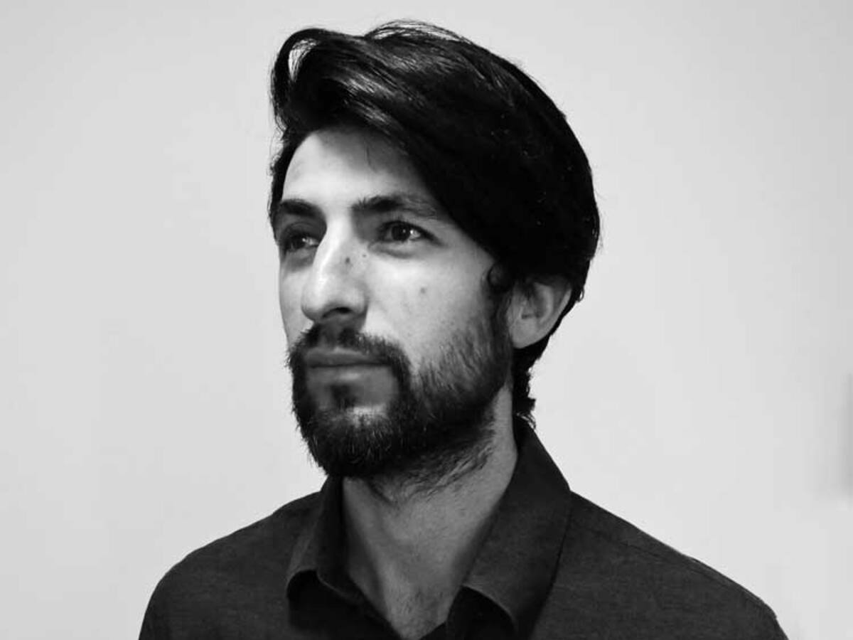 Librería Castillón recibe a Pablo Fantova Ullod para presentar en Barbastro su primera novela, Los ojos tras la montaña