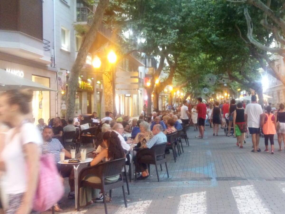Cierre al tráfico de la calle Marqués de Campo