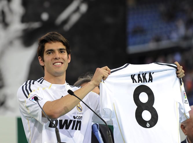 Kaká, en su presentación como nuevo jugador del Real Madrid