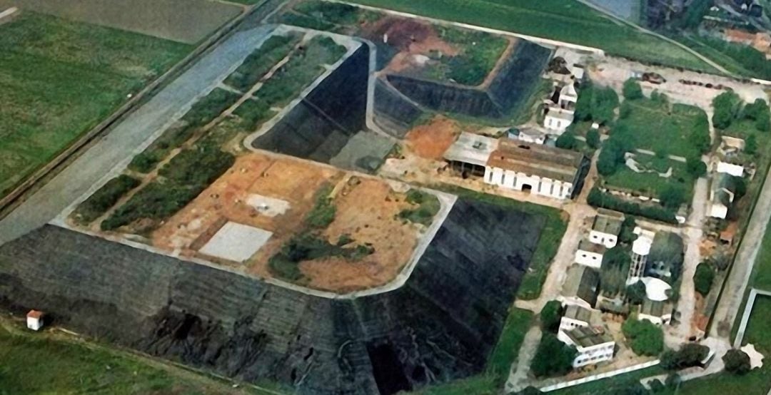 Imagen aérea de la Fábrica de Uranio de Andújar.