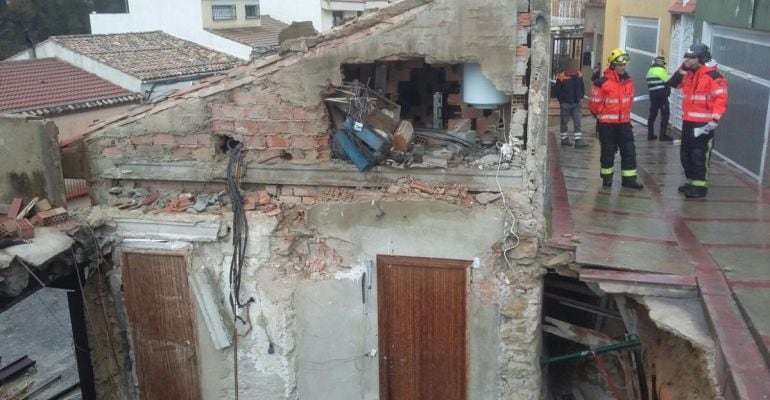 Vista de la casa derruida en la calle Subida al Tiro Nacional.