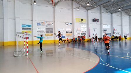 Elda - C.E.E. no pudo con Eivissa