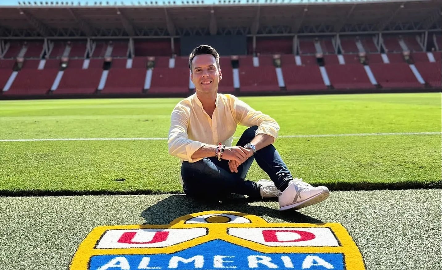 Diego Plaza en una de sus visitas al Estadio Mediterráneo.