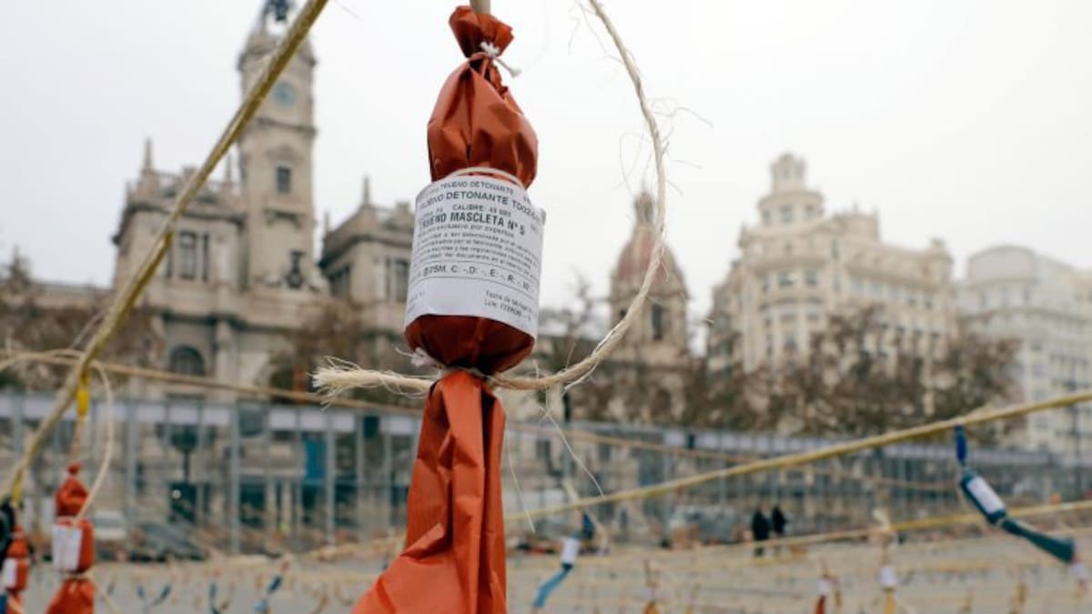 PACMA pide 'pirotecnia silenciosa' para las verbenas y fiestas estivales y PIROVAL responde que eso es imposible