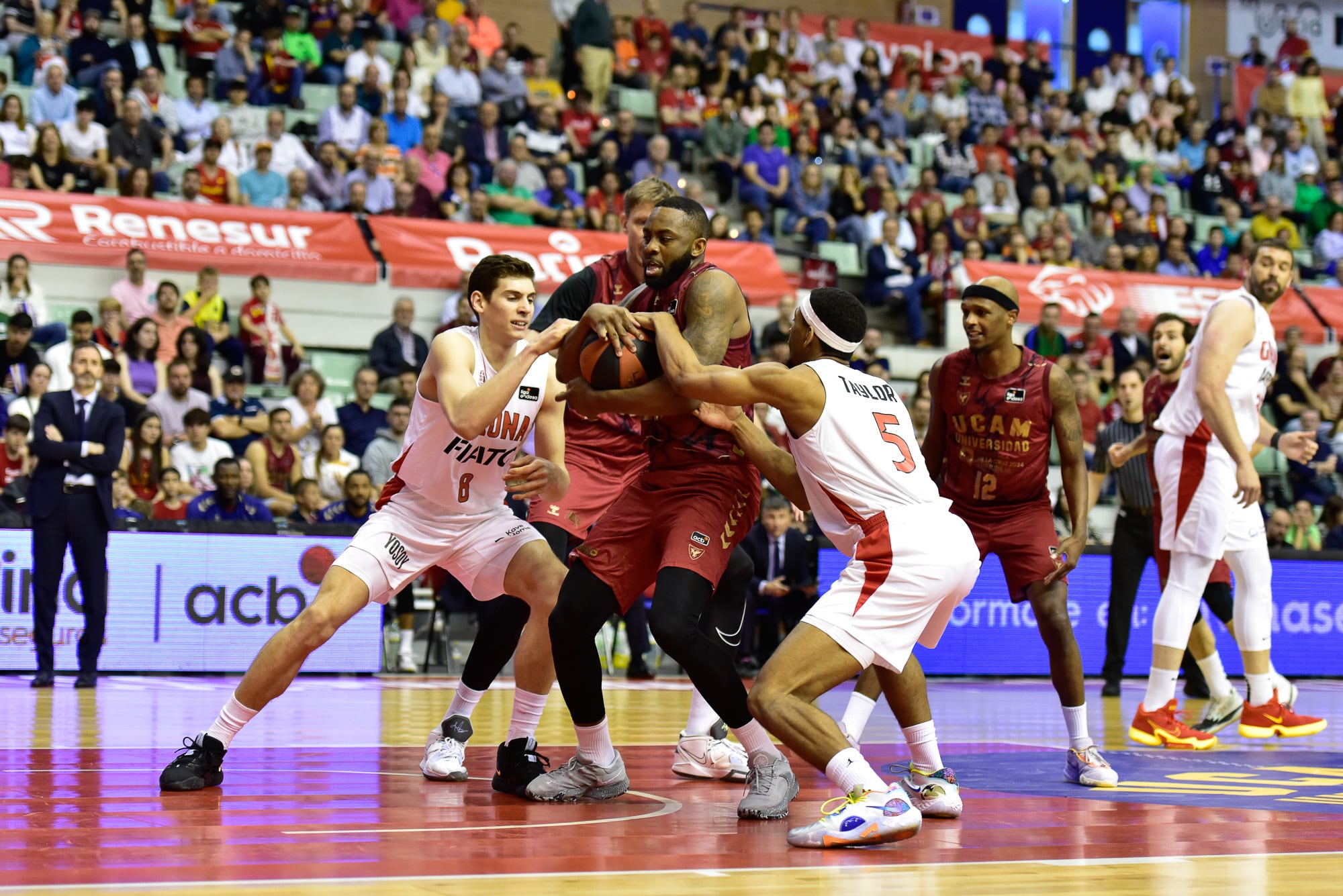 James Anderson en el encuentro ante el Girona