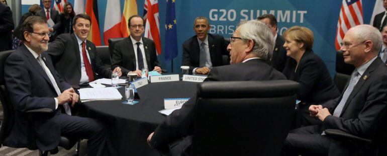 GRA001. BRISBANE (AUSTRALIA), 16/11/2014.- El presidente del Gobierno español, Mariano Rajoy (i), el primer ministro de Italia, Matteo Renzi (2i), el presidente de Francia, Francois Hollande (3i), el presidente de EE.UU., Barack Obama (4i), el primer mini