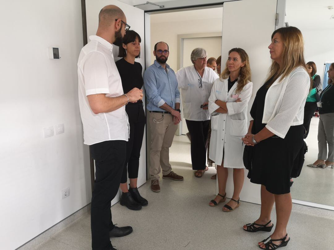 La consellera de Salud ha visitado la nueva consulta