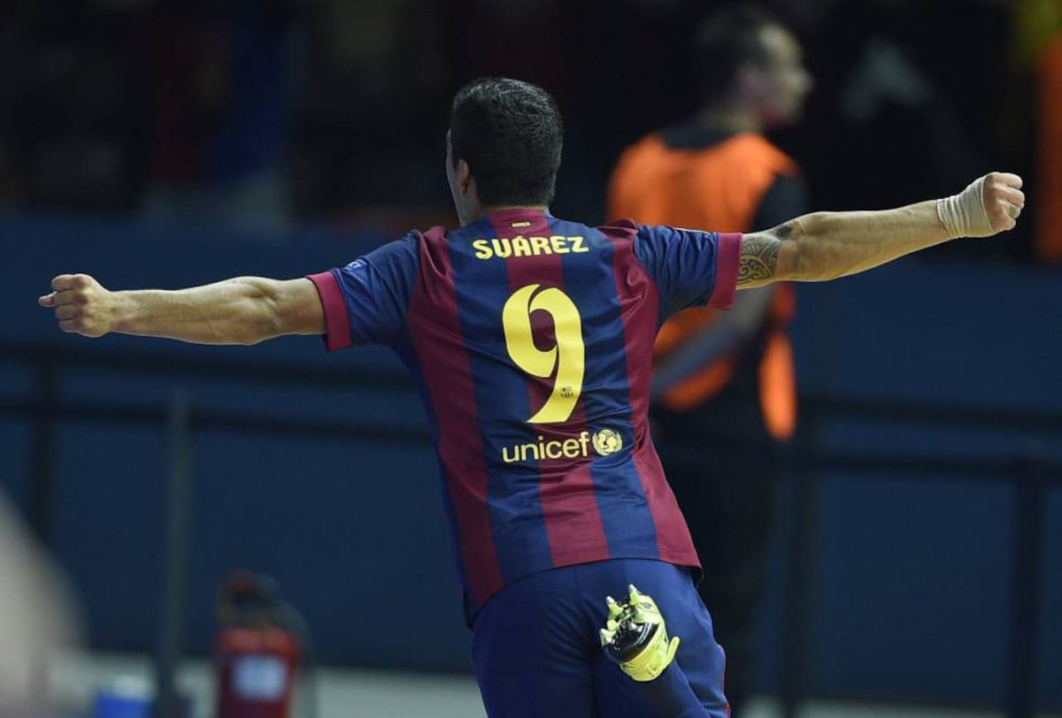 Luis Suárez aparece en el escena para volver a adelantar al Barça en el luminoso de la final