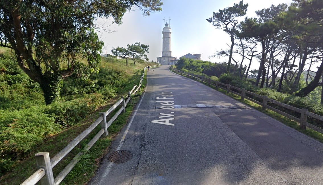 Imagen de Google Maps del acceso al Faro de Cabo Mayor.