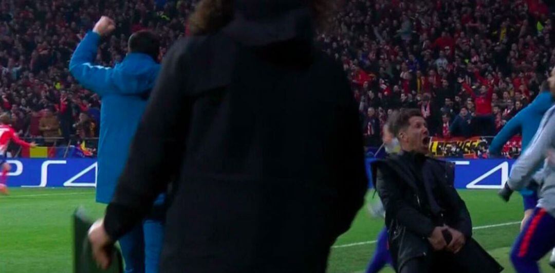 Simeone, durante uno de los goles del Atlético de Madrid