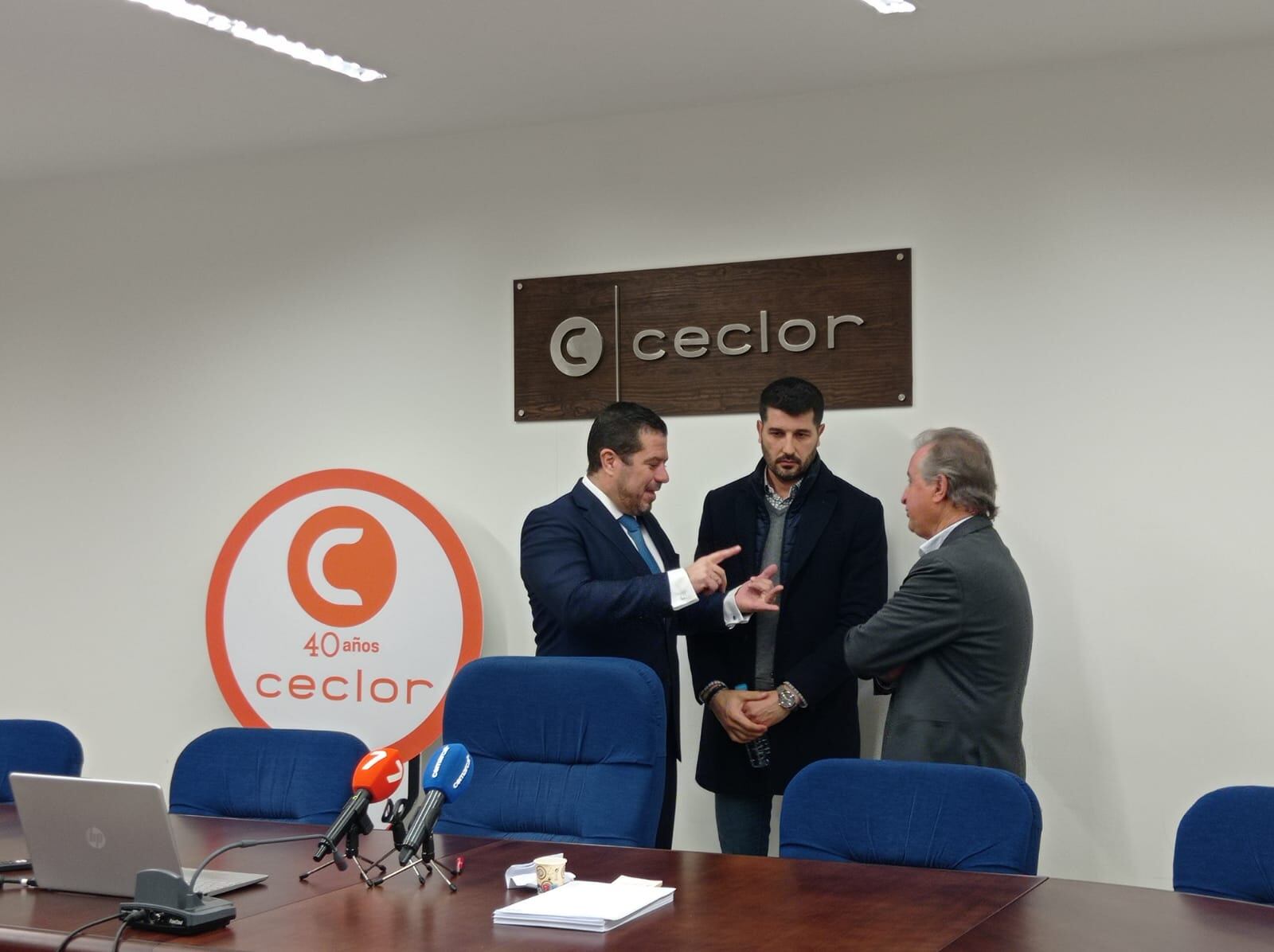 Juan Jódar, presidente de Ceclor, junto a Jesús Abellaneda, presidente de Hostelor y Julián Díaz, presidente de Alimer